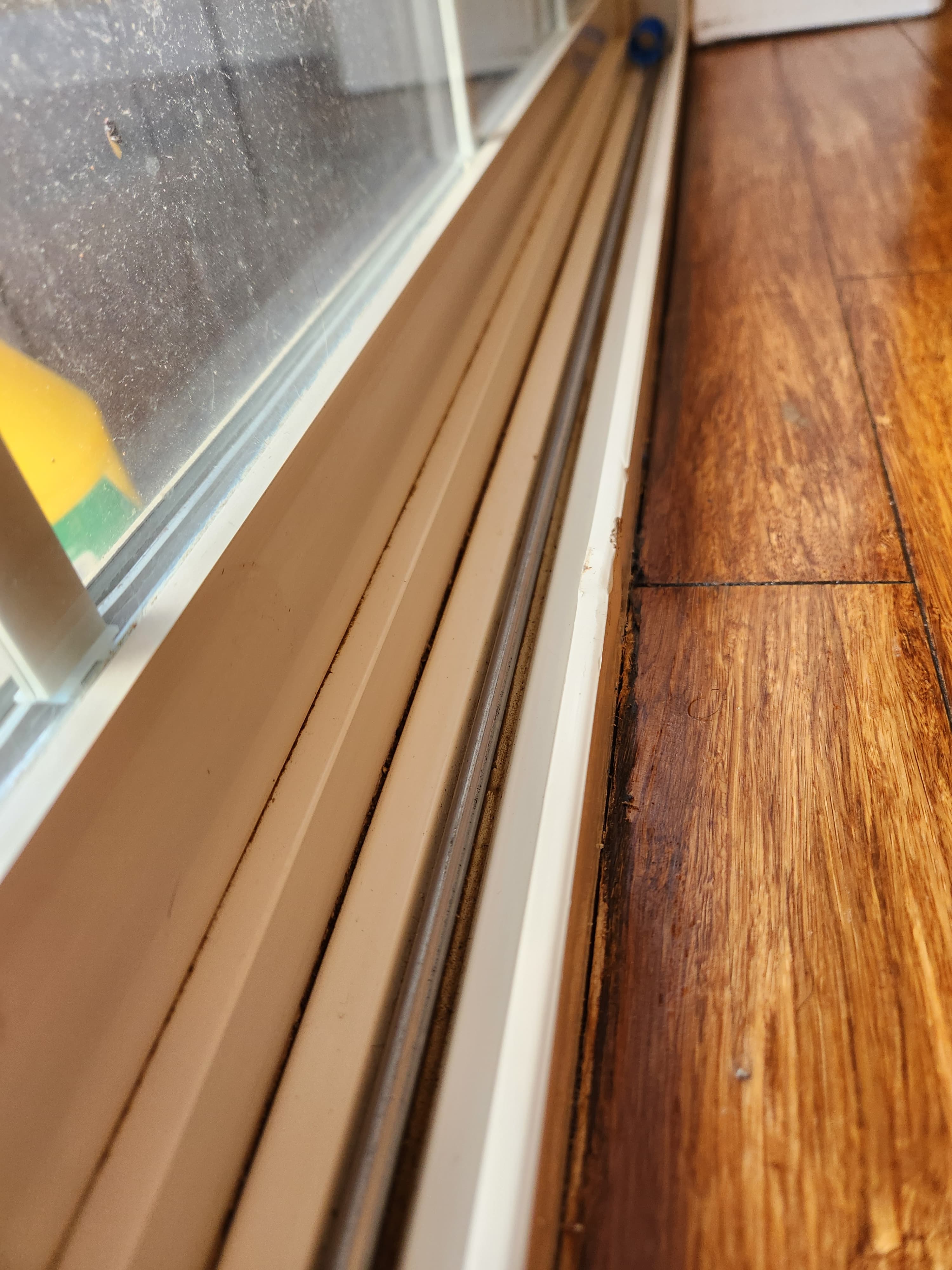 Sliding Door Deep Clean after